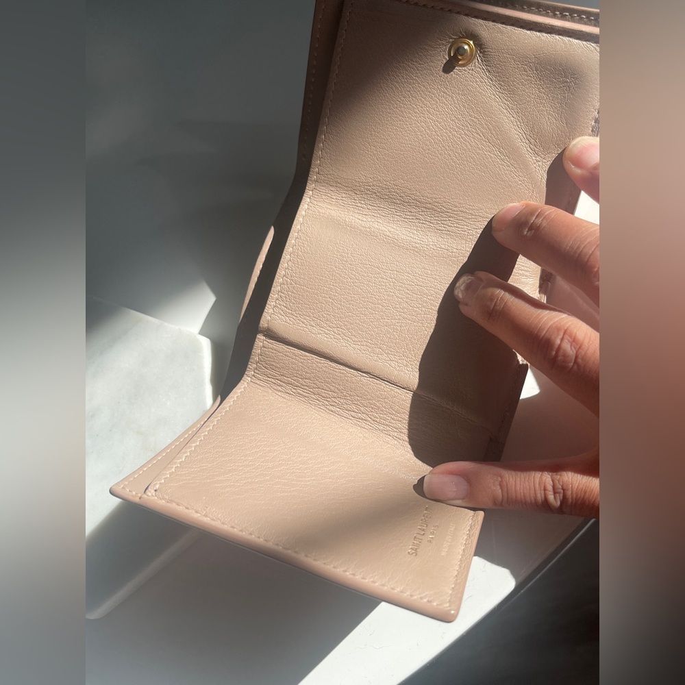 YSL Beige Leather Compact Wallet with Gold Logo - Picture 5 of 14
